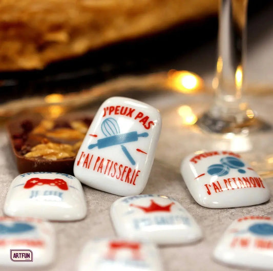 accessoires inclus corne pinceau feve couronne des rois