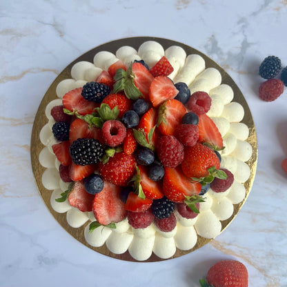 PAVLOVA FRUITS ROUGES (Recette pour 6 personnes)